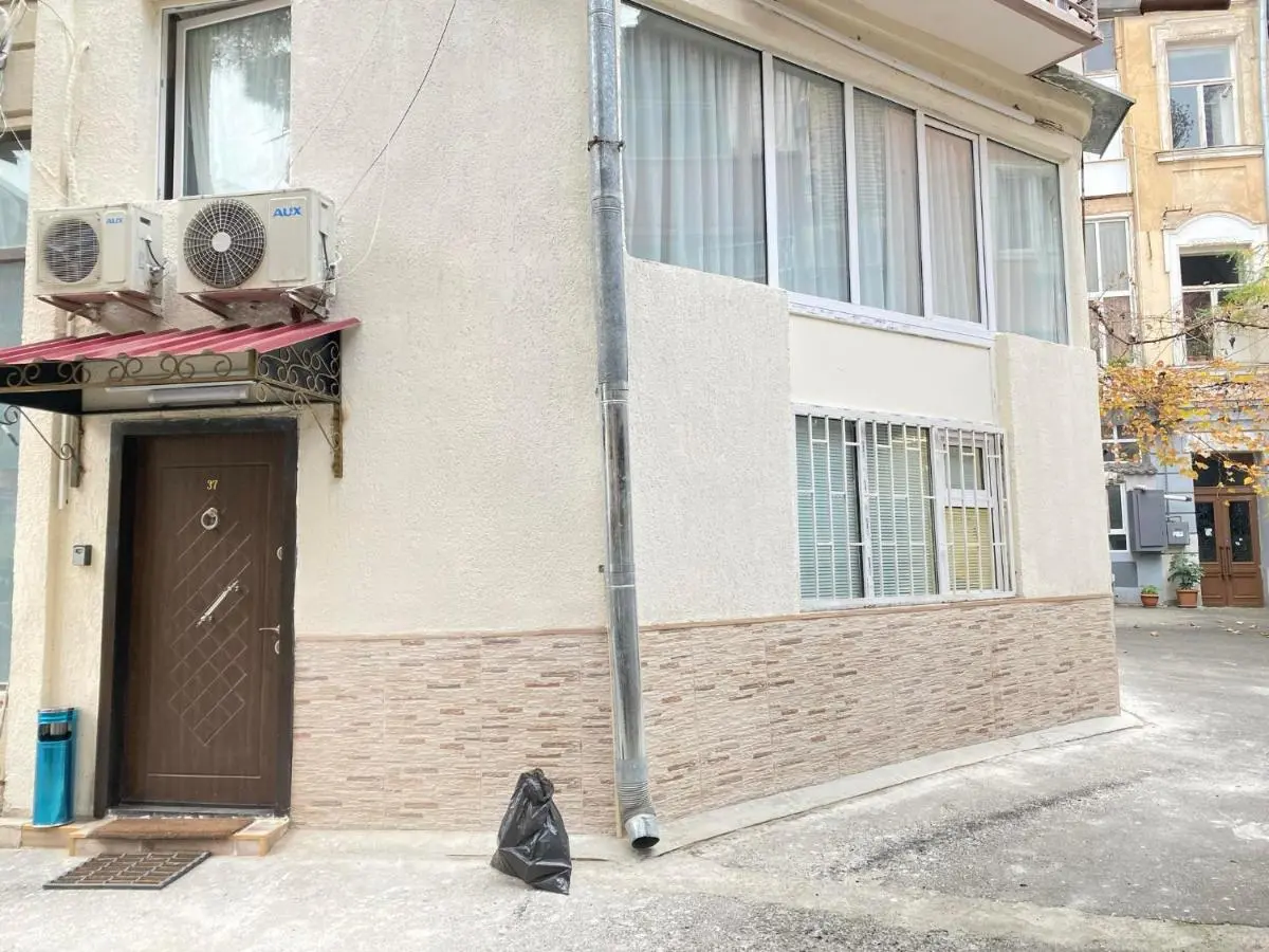 Image 5 of Duplex on Lliberty Square