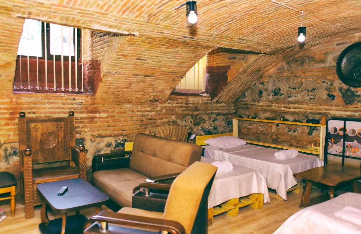 Image 1 of Guest House Kakabadzeebi 9
