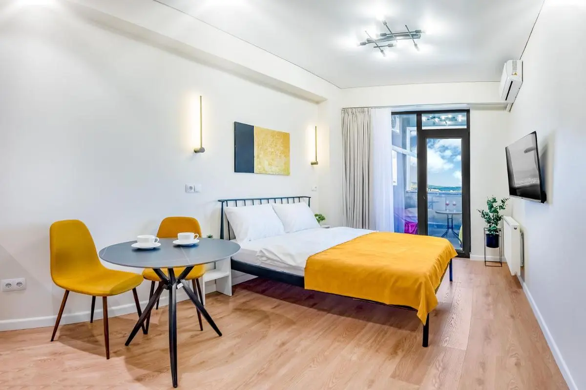 Image 1 of HB apartments University II