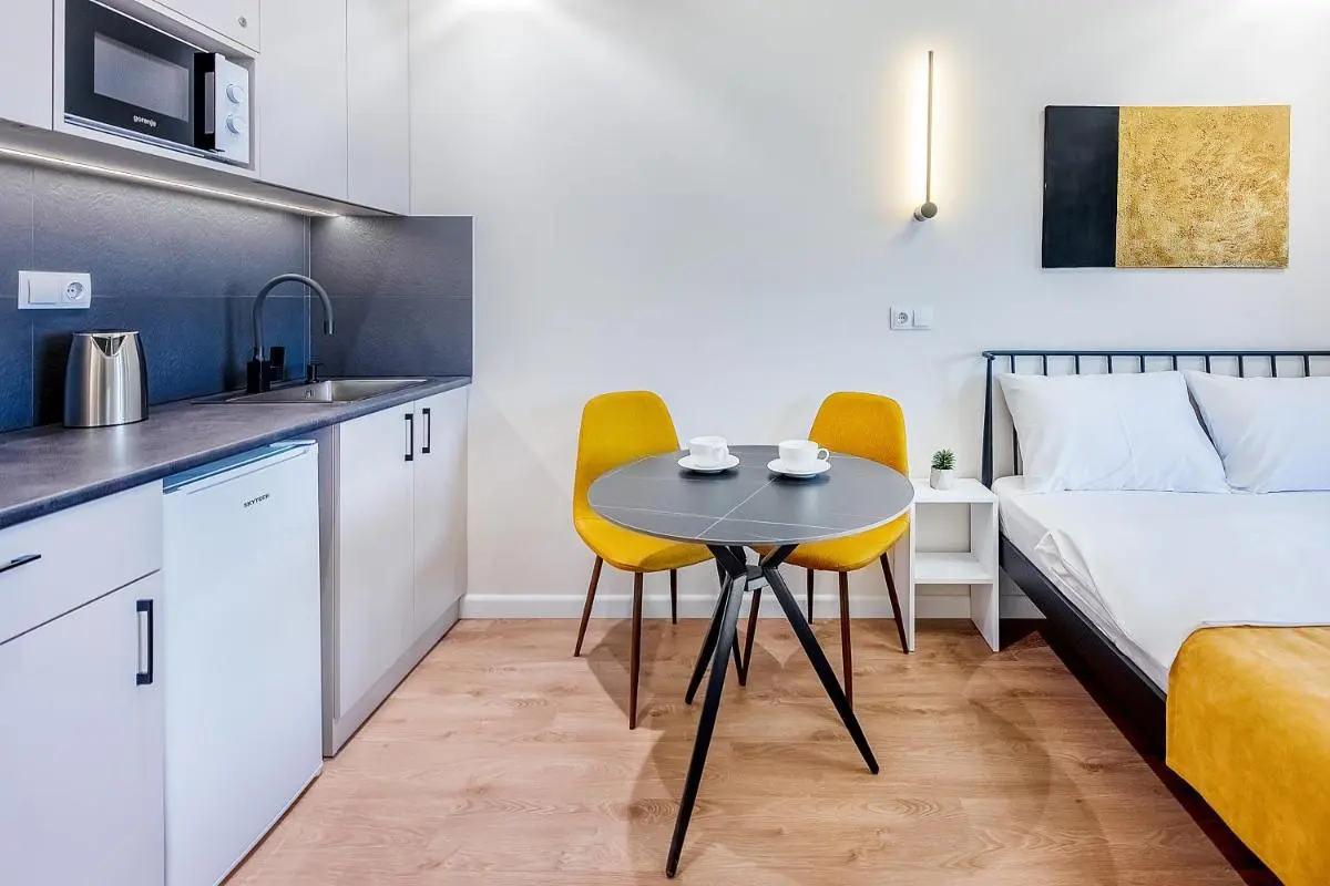 Image 3 of HB apartments University II