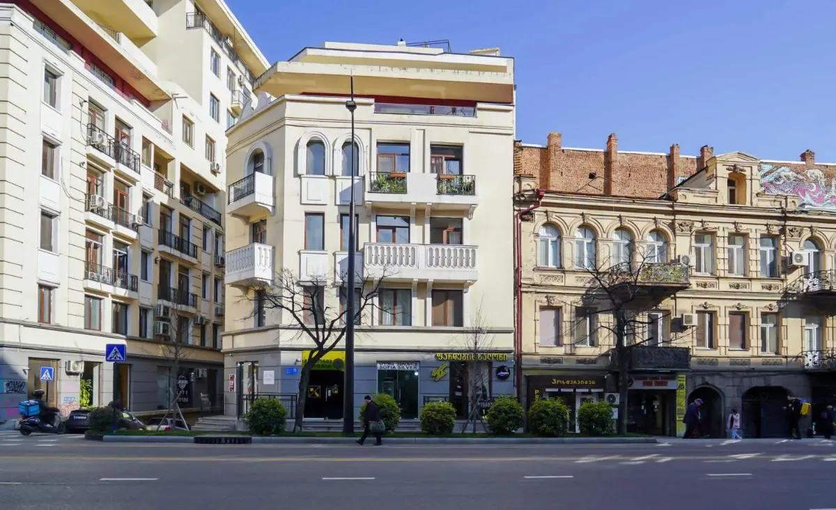 Image 5 of Hotel type rooms on avenue Melikishvili, city center