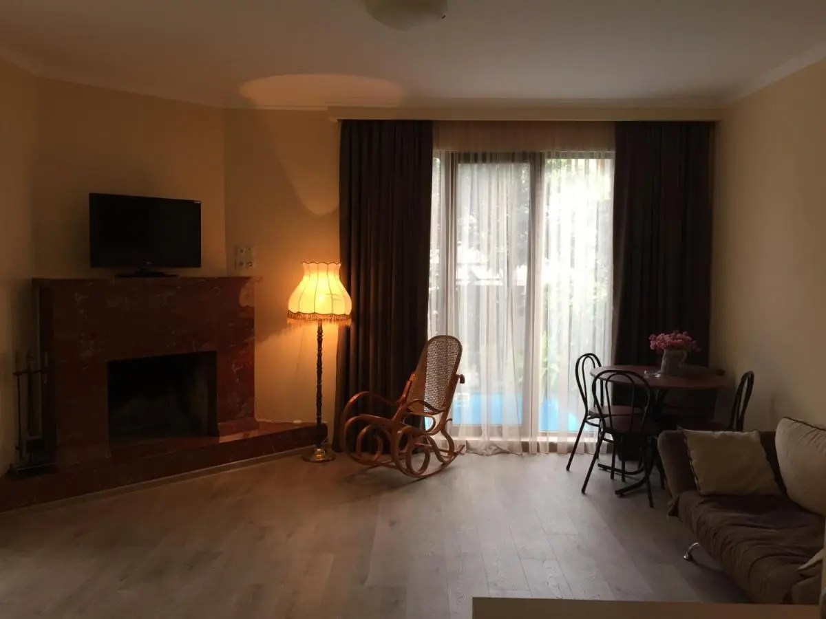 Image 5 of House 41