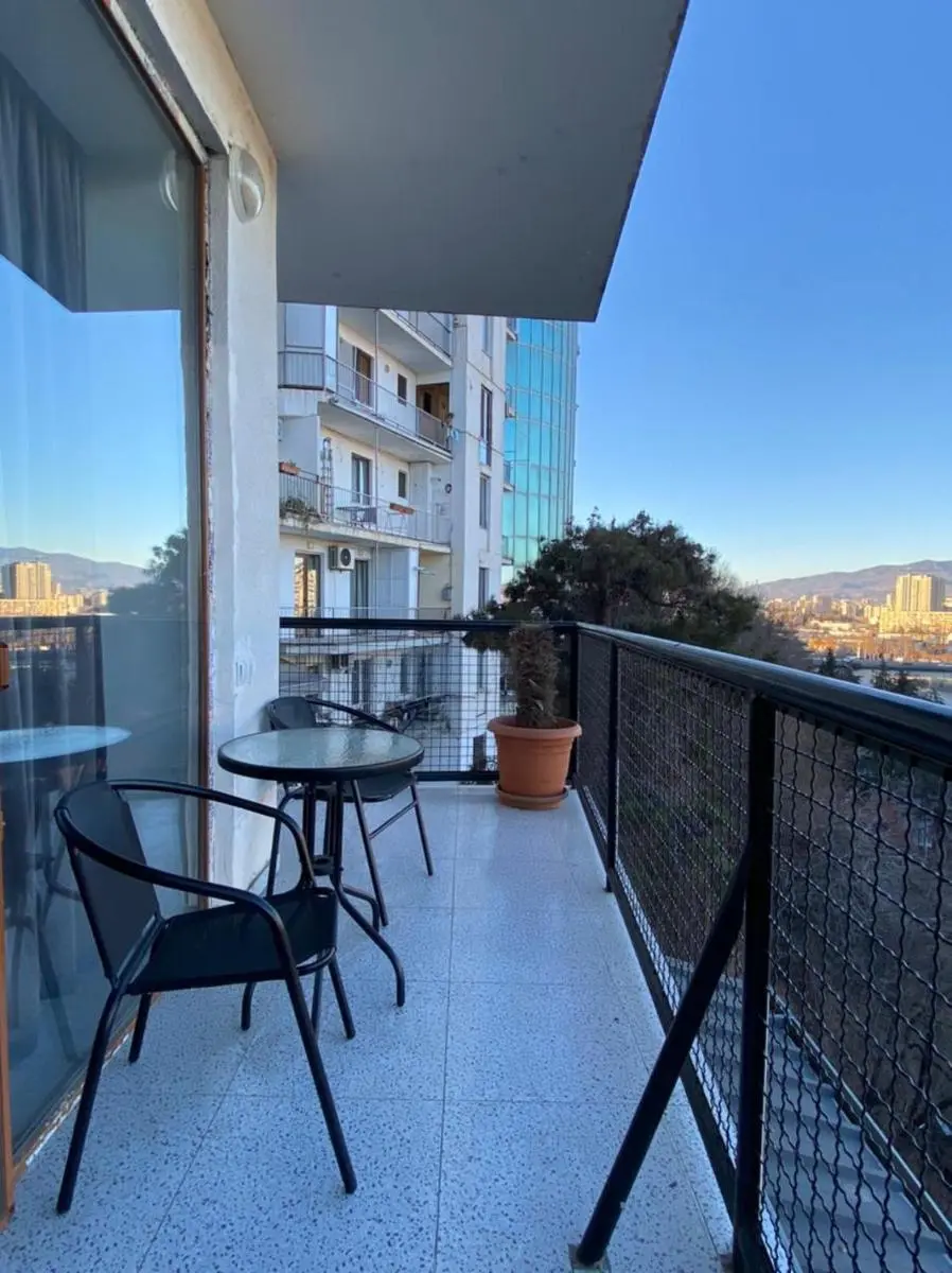 Image 5 of Kobi Apartments