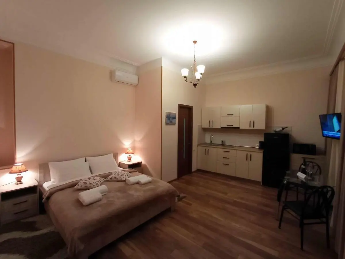 Image 1 of La Maison #7