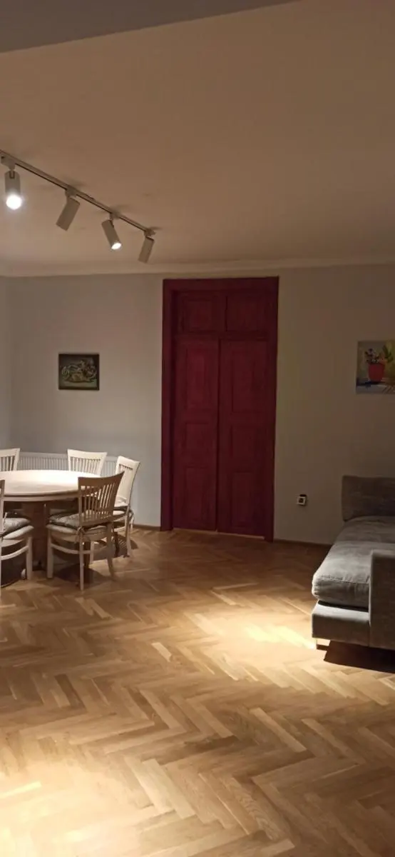 Image 1 of Liberty art apartment
