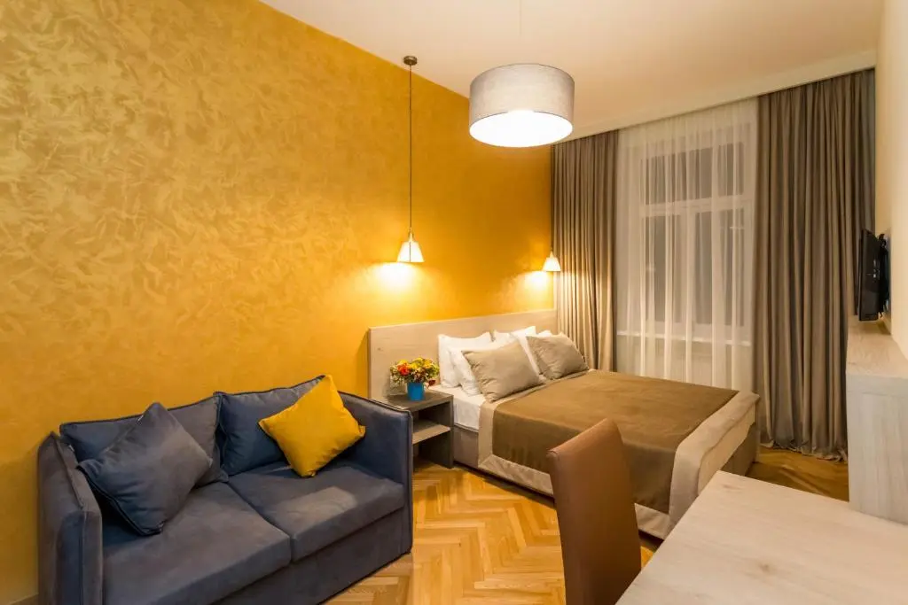 Image of Luxury 3 BR apartment by Freedom square City Center