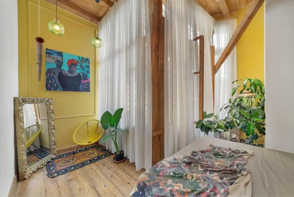 Image 1 of Luxury House