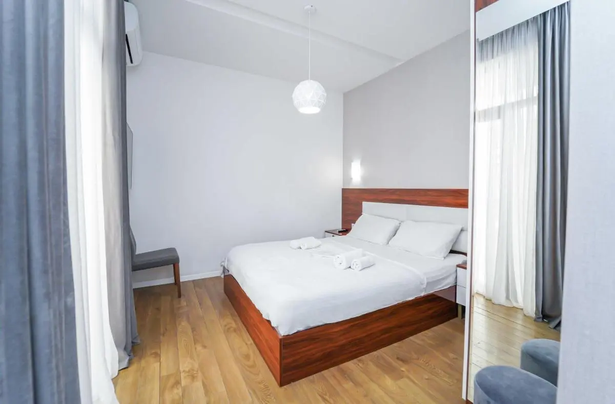 Image 1 of Luxury apartment with balcony on avenue Melikishvili, city center