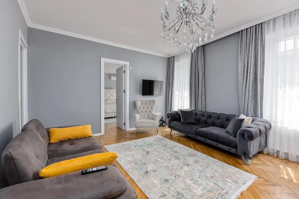 Image 4 of MaRKoS Sololaki Flat