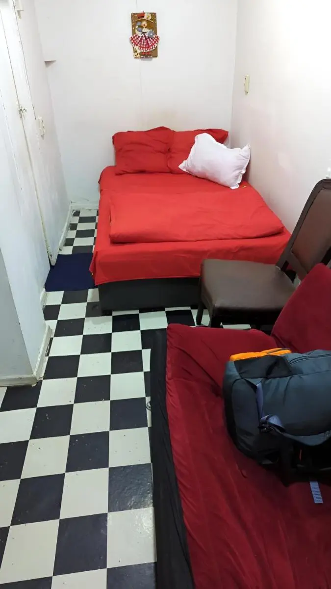 Image 3 of Manana House
