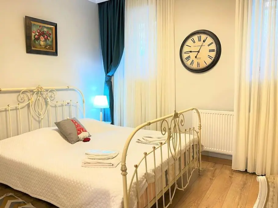 Image 1 of New Apartment Near Central Station
