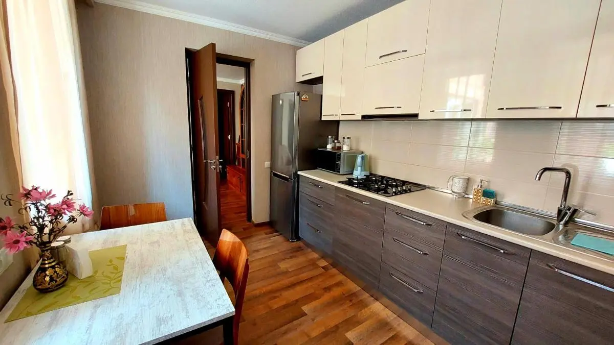 Image 3 of Niabi Apartment