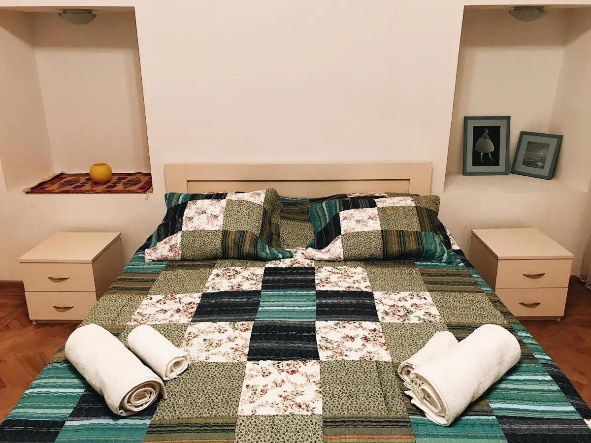 Image 1 of Old City Apartment