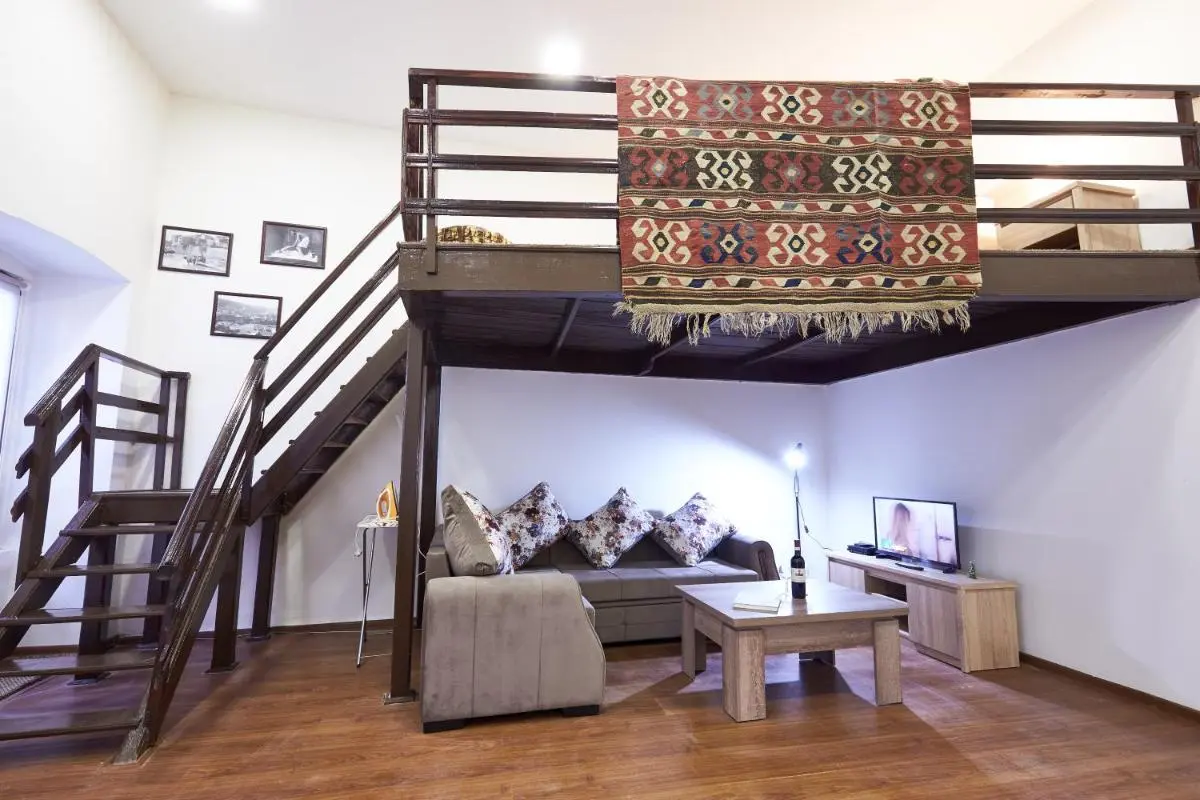 Image 4 of Pheasant Home in Old Tbilisi