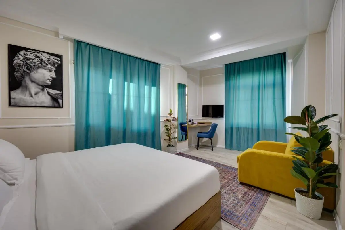 Image 5 of Regraph Hotel