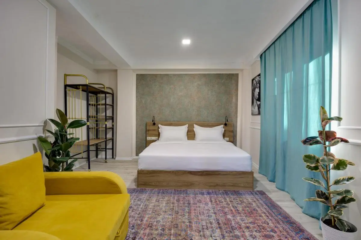 Image 4 of Regraph Hotel