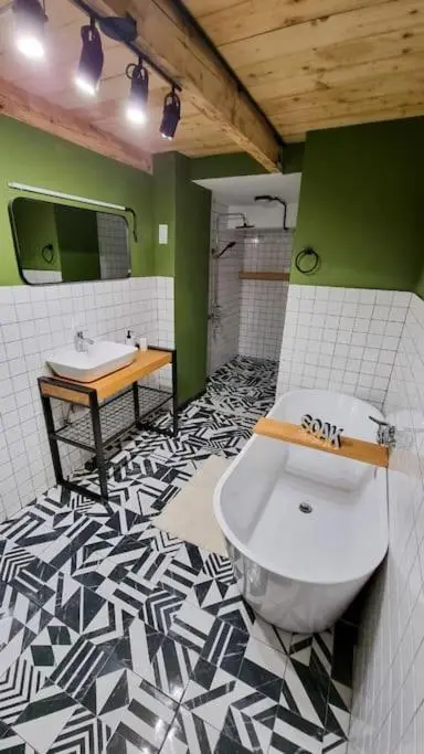 Image 3 of Sebastian`s stylish apartment in old town