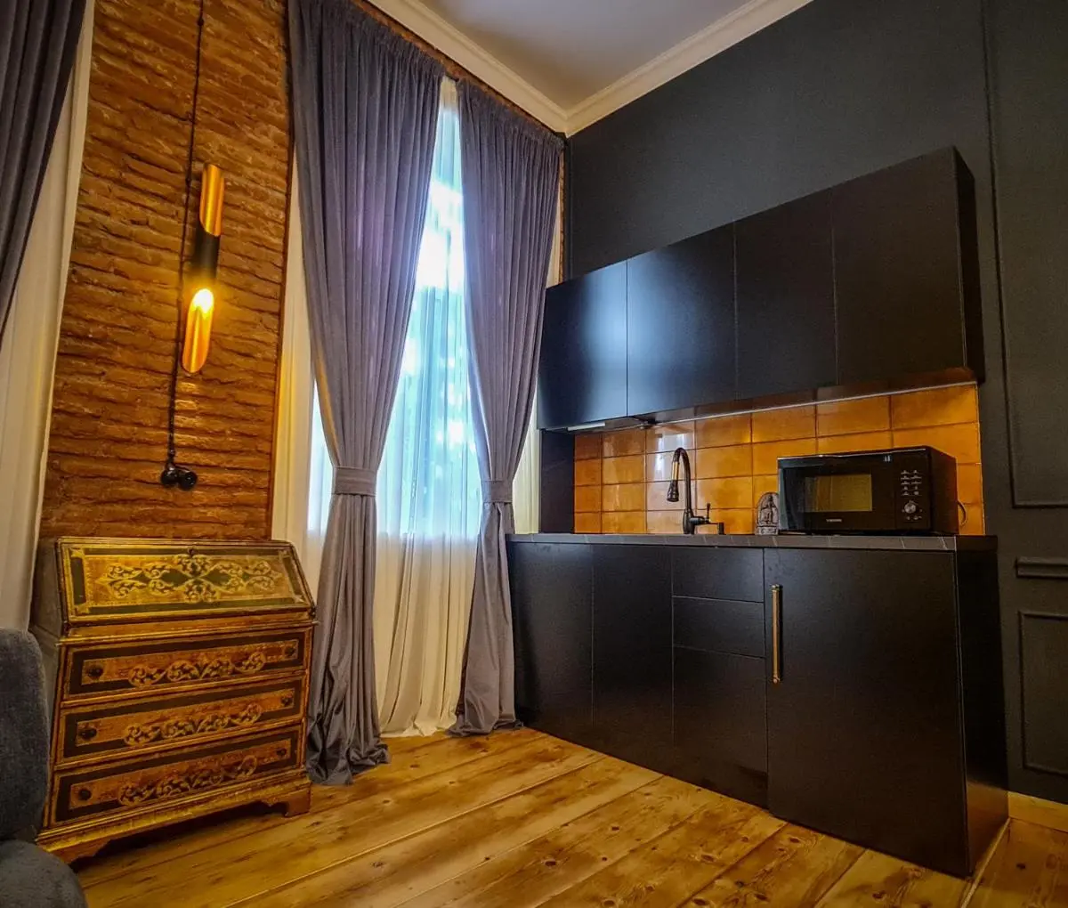 Image 2 of SoLoLiKE Appartment with Balcony N 24