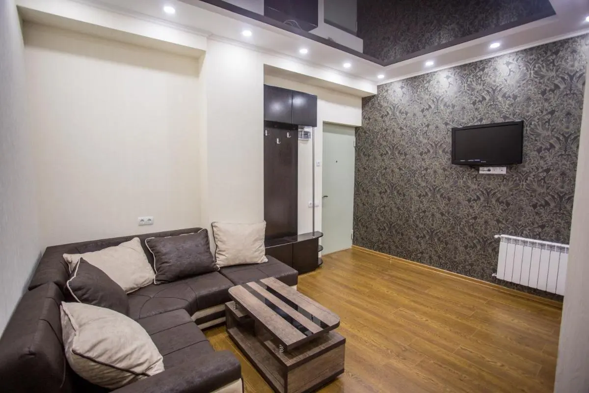 Image 4 of Spacious 2 bedroom apartment