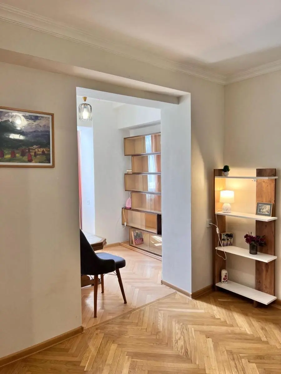 Image 3 of Sunny Apartment Tbilisi