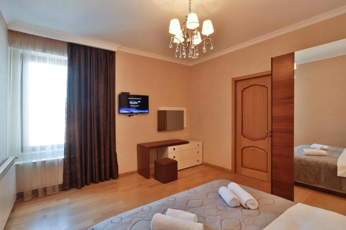 Image 6 of Tbilisi Apartment ll