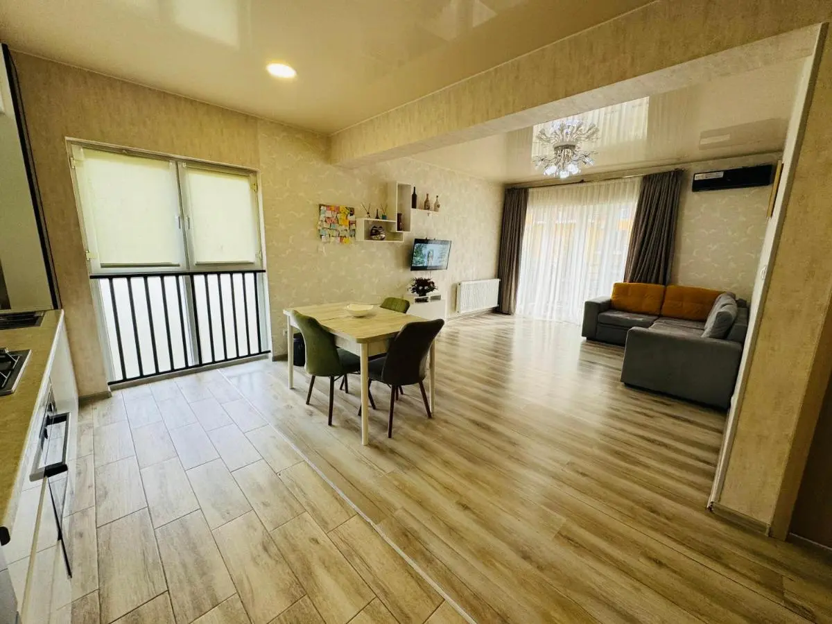 Image 3 of Tbilisi sea apartment