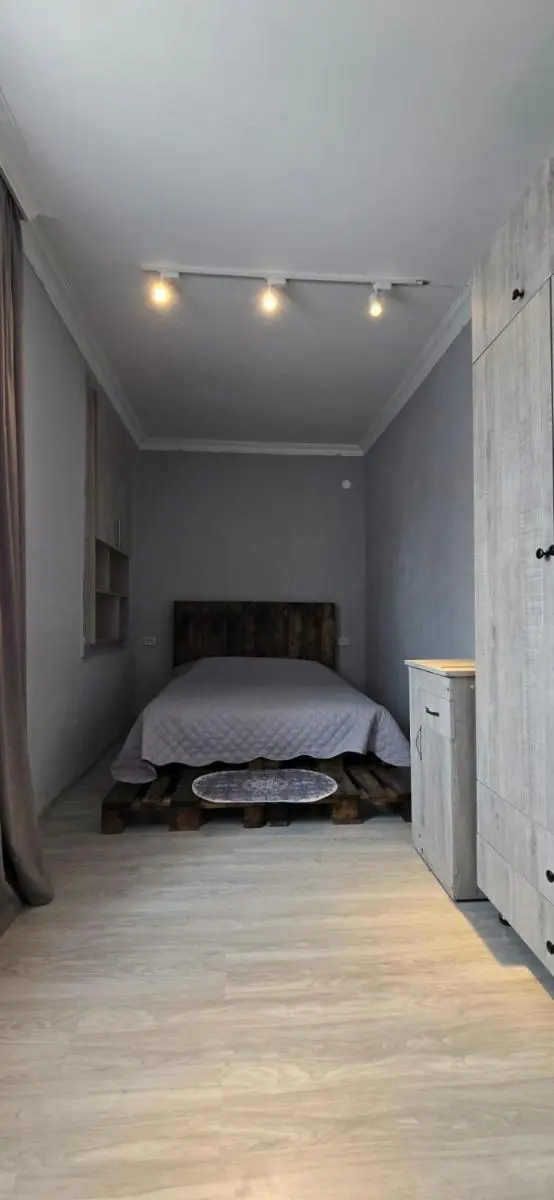 Image 4 of View Corner