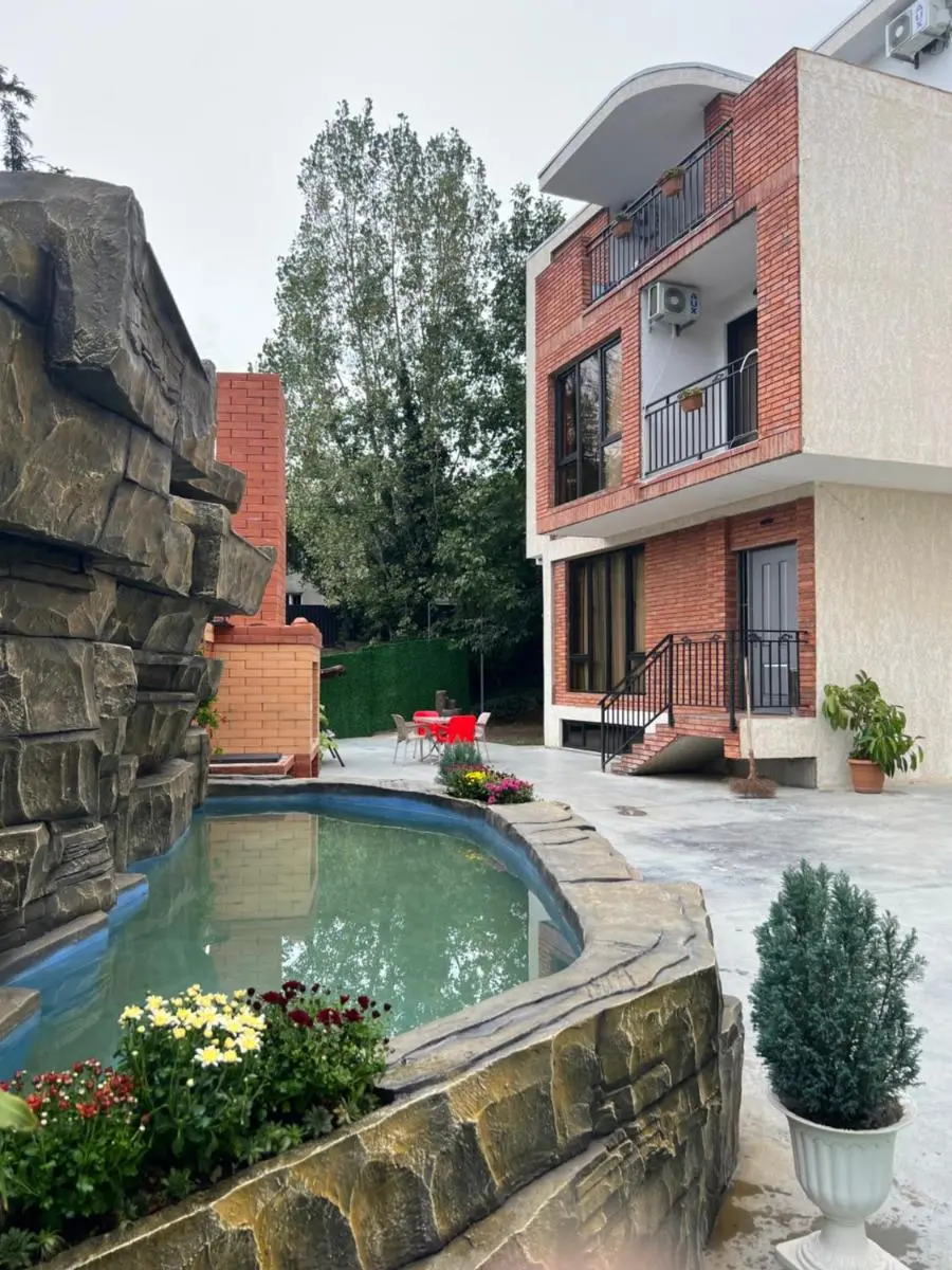 Image 2 of Villa for families and friends 1