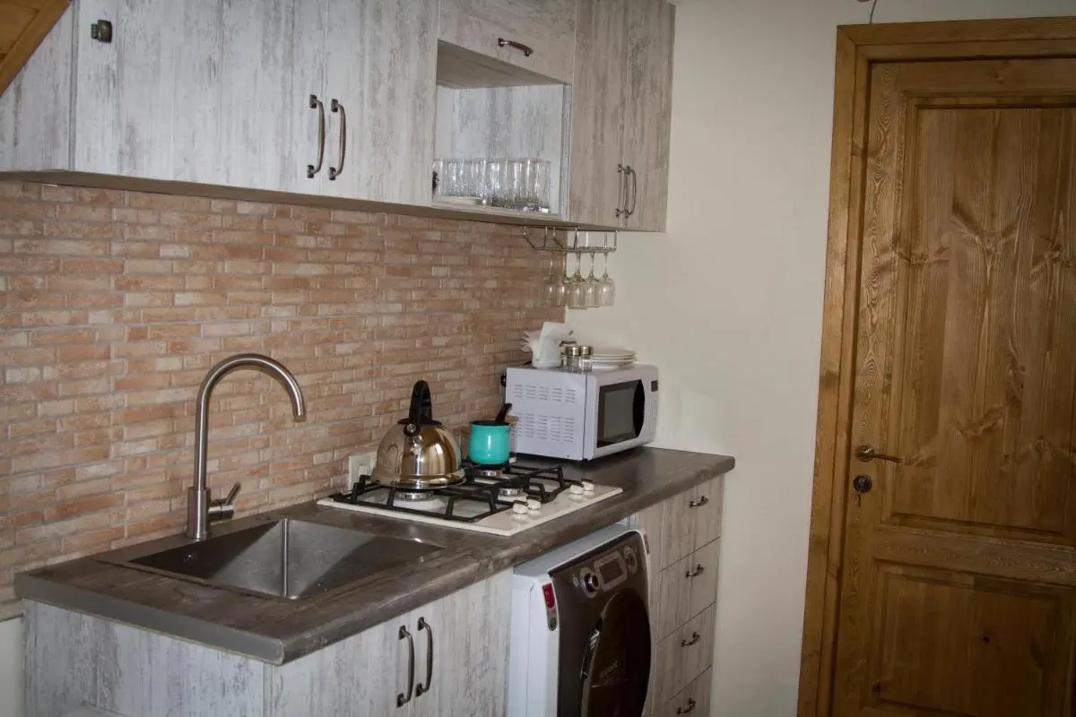 Image 2 of Vintage Art Rooms