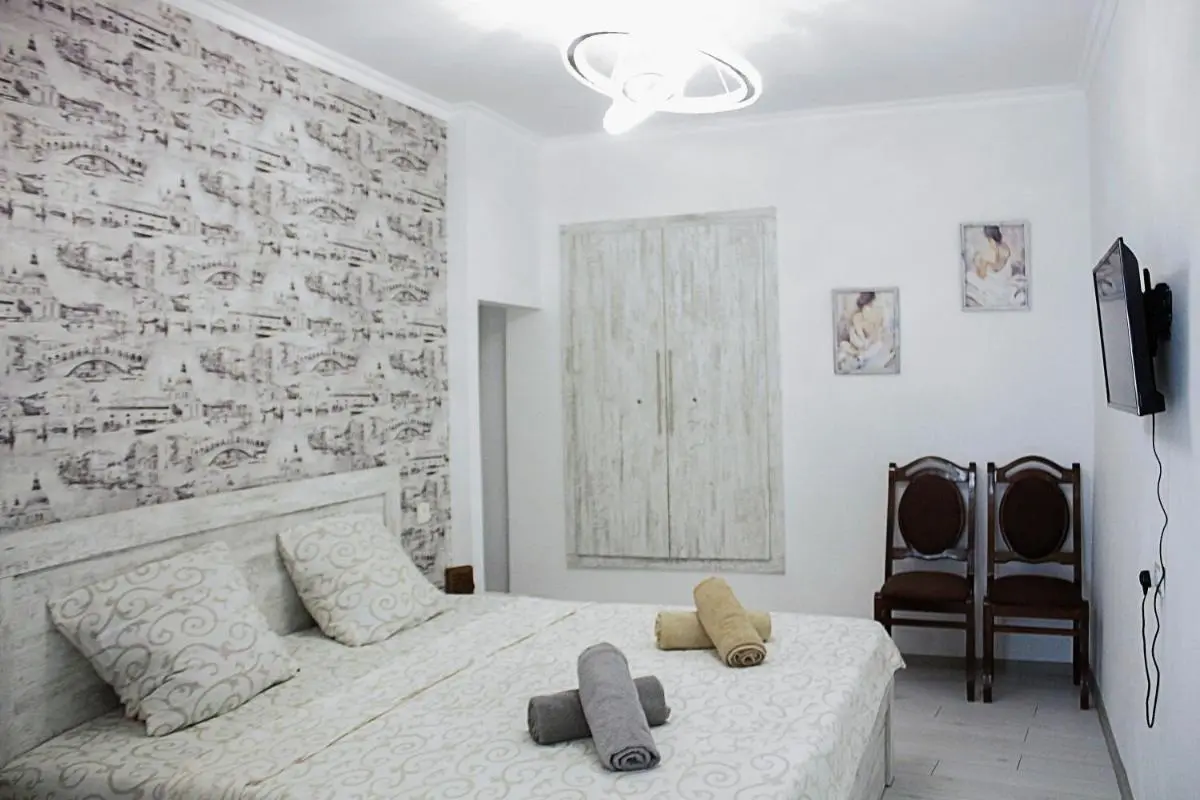 Image 1 of old Tbilisi Apartment house Khudadova