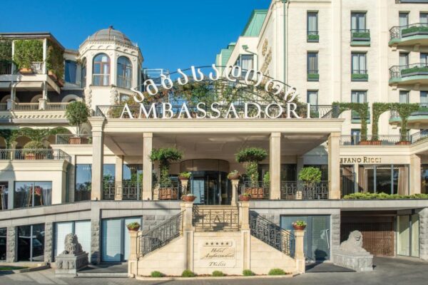 Ambassadori hotel entrance